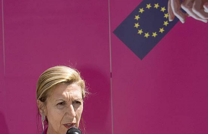 Rosa Díez considera un "reto viable" que UPyD se convierta en la tercera fuerza en las europeas