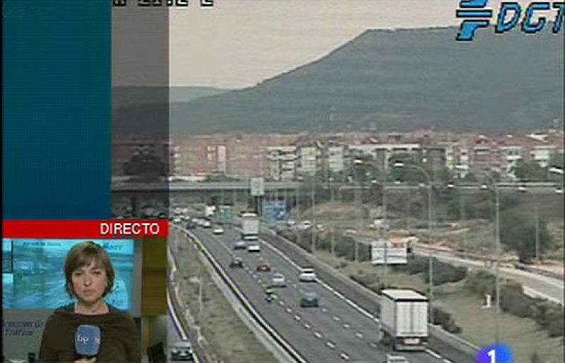 Retenciones en las principales vías de salida de Madrid y Barcelona por el puente de mayo