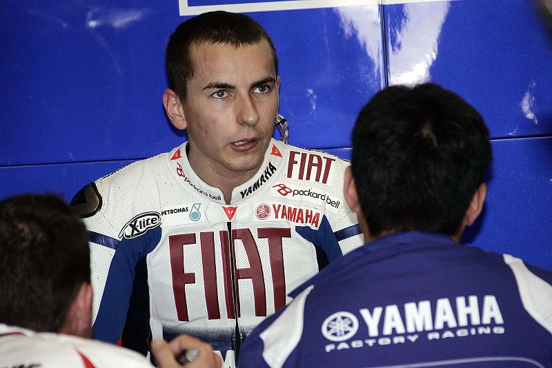 Lorenzo: "La moto no va muy fina"