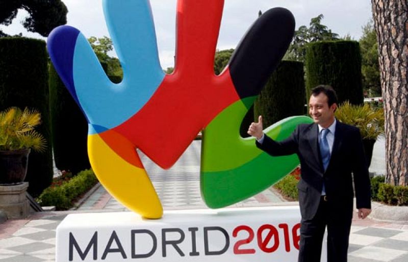 Madrid pone sus cartas sobre el tablero de juego del COI