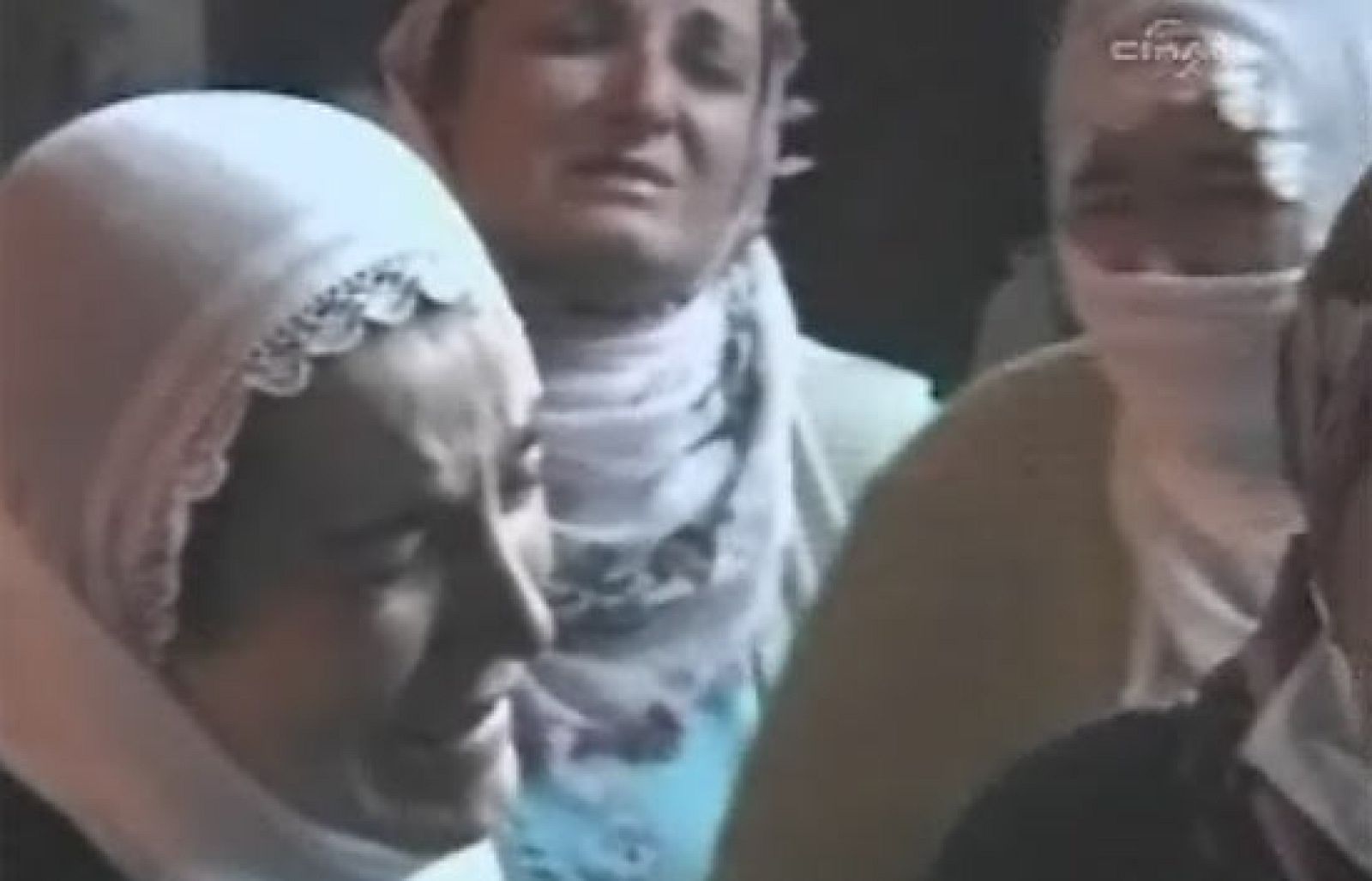 Al menos 45 personas han muerto en el ataque de un grupo de emascarados en plena boda en la región del Kurdistán, en el sureste de Turquía. Aunque no se descarta ninguna hipótesis, todo apunta a un ajuste de cuentas.