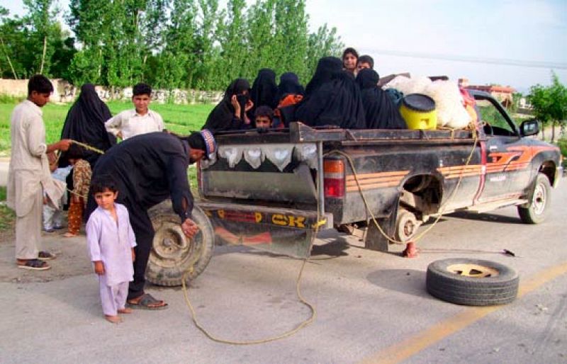 El Gobierno de Pakistán rompe la tregua de Swat y ordena al Ejército eliminar a los talibanes