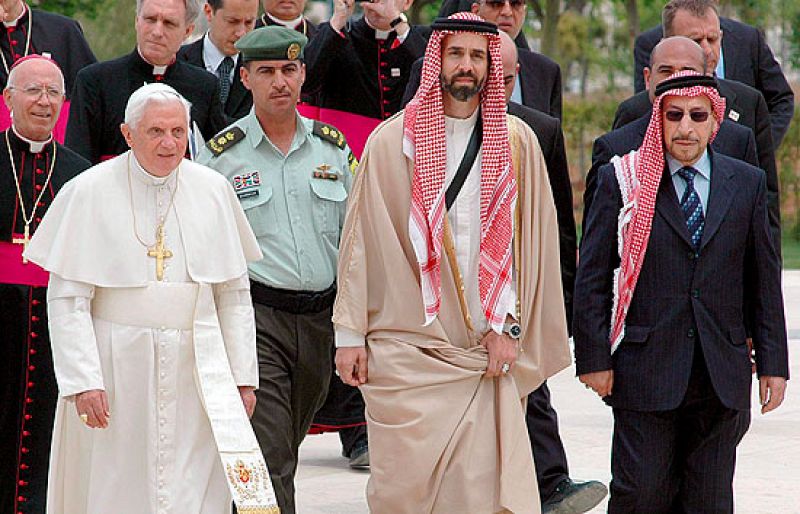 Benedicto XVI pide nuevos "esfuerzos" para promover la paz en Irak