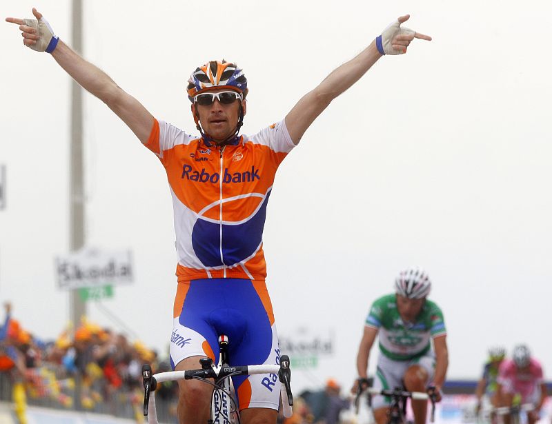 Menchov vence en la quinta etapa del Giro