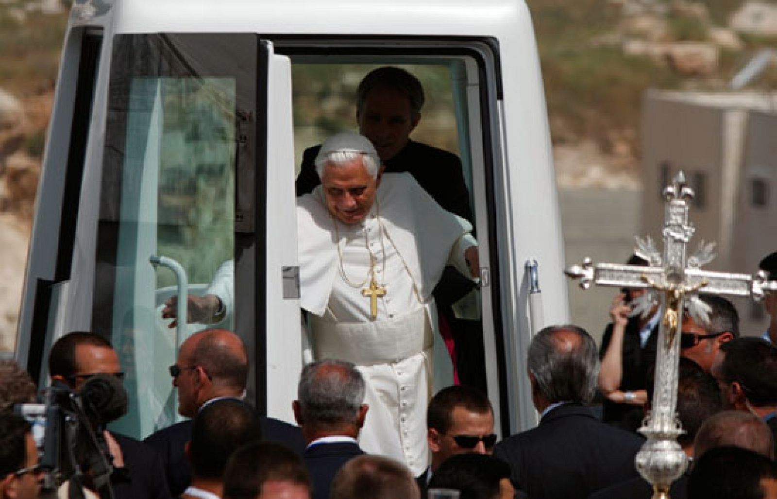 El Papa oficia una misa en Nazaret con la que concluye el Año de la Familia | Ver