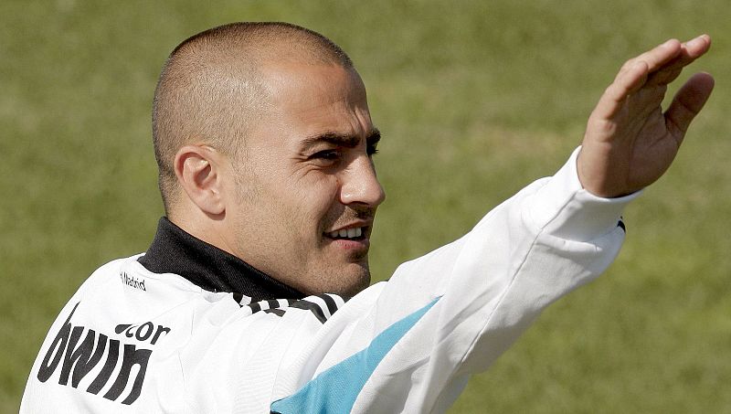 La Juventus confirma el fichaje de Cannavaro por una temporada