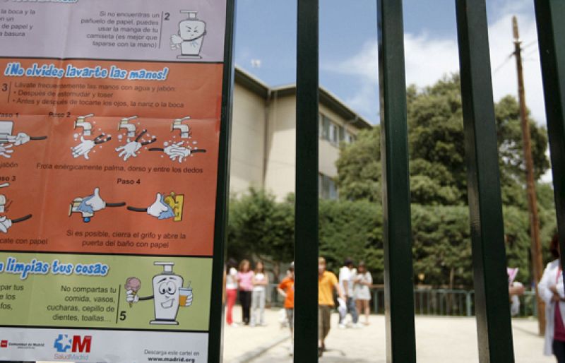 El alcalde de Hoyo asegura que ningún niño que visitó el cuartel en cuarentena "tiene síntomas"