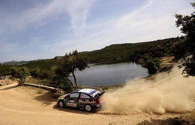 Latvala, primer líder en Cerdeña