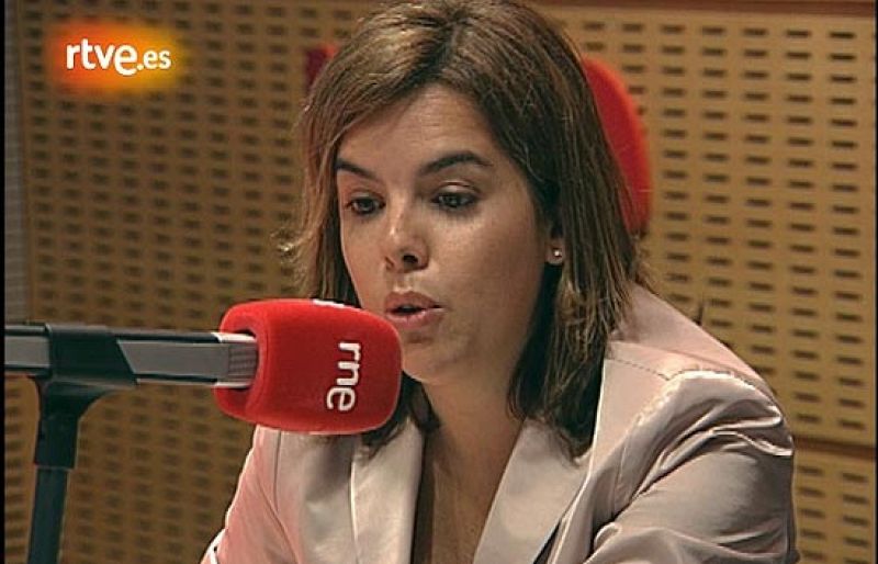 Sáenz de Santamaría pide transparencia al Gobierno en la gestión del brote de Hoyo de Manzanares