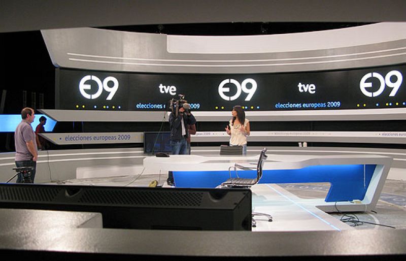 Un plató con forma de teatro griego para el cara a cara de López Aguilar y Mayor Oreja en TVE