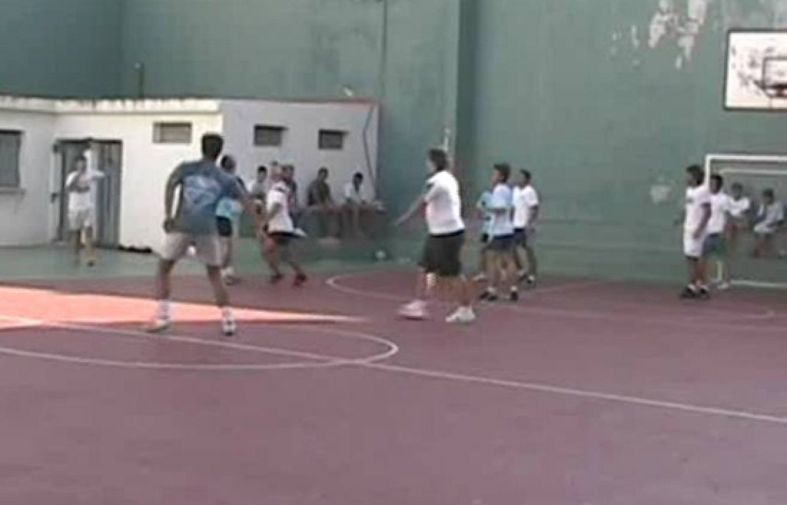 Concurso de cortos RNE: "Fútbol para los anales" | Ver