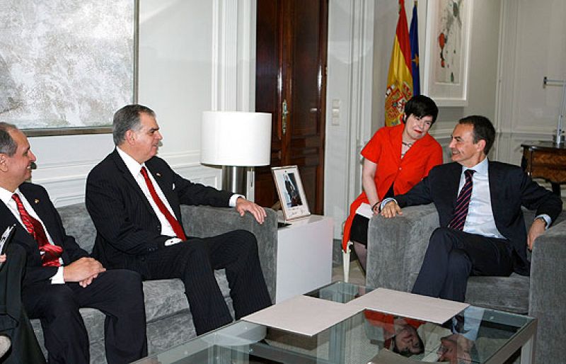 EE.UU. quiere la ayuda de los empresarios españoles para construir el AVE