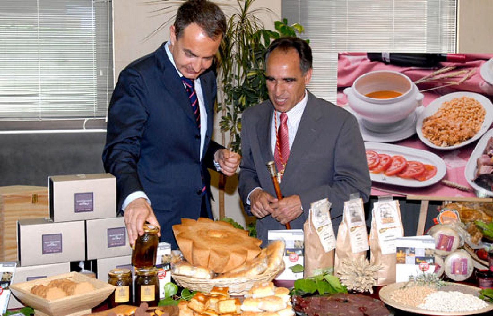 Zapatero anuncia un nuevo plan de inversión local | Ver