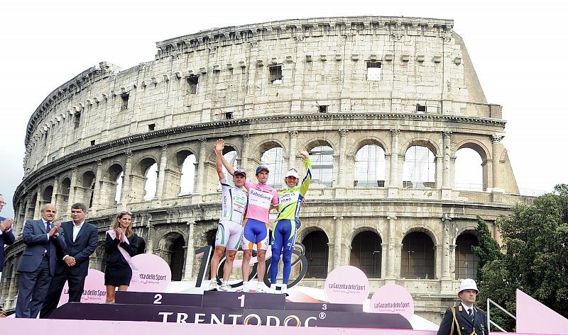 Denis Menchov se proclama campeón del Giro