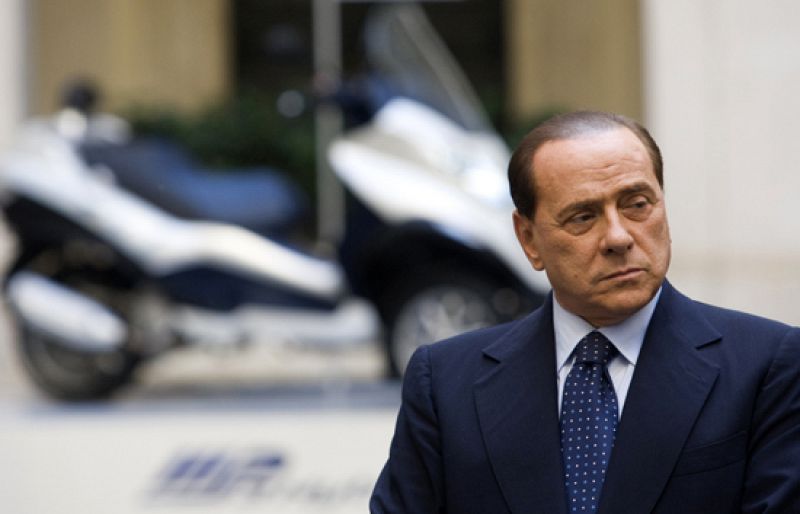 La Fiscalía investigará el uso de aviones del Estado para amigos de Berlusconi