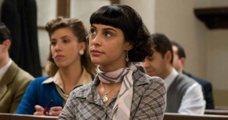 Un fan obsesionado intenta agredir a Sara Casasnovas con una ballesta