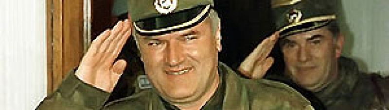 Un vídeo muestra al prófugo serbobosnio Mladic buscado por genocidio en bares y fiestas familiares