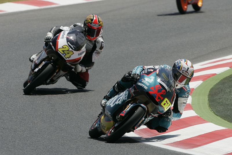 Simón acentúa su dominio