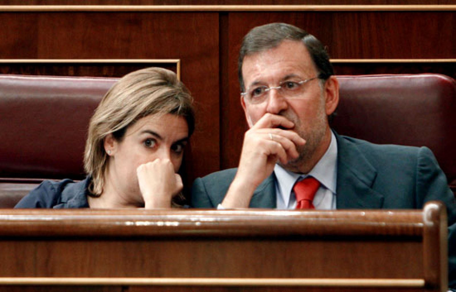 En el Congreso se votan dos mociones, una sobre el aborto y otra sobre la supresión de algunos ministerios | Ver