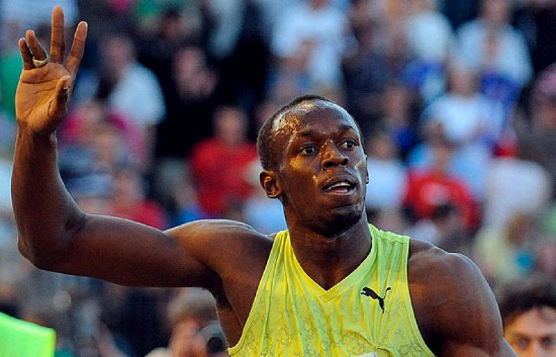 Usain Bolt se destapa con 9.77