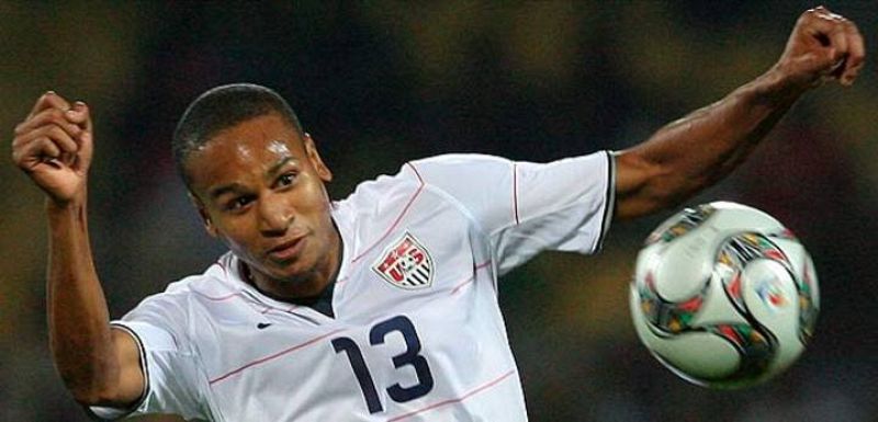 Estados Unidos obra el milagro y se cita con España