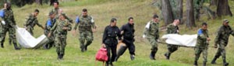 Sangrientos combates entre policías y las FARC