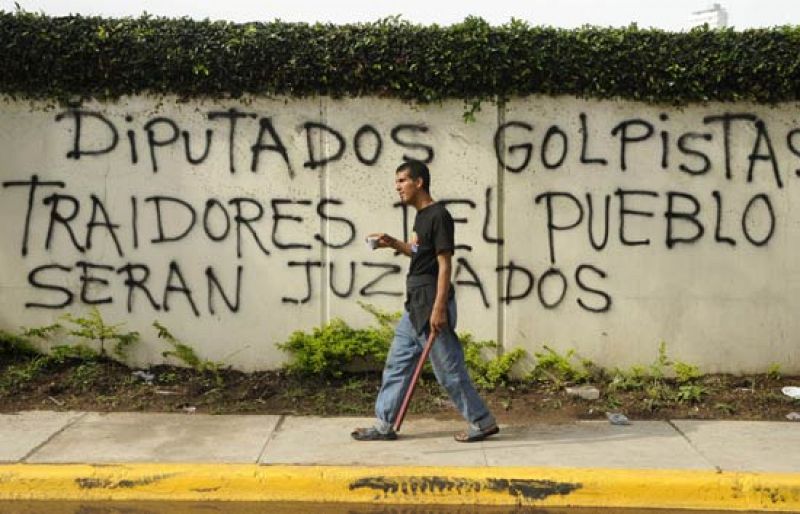 Obama afirma que el golpe de Estado en Honduras "no es legal" y que Zelaya es el presidente