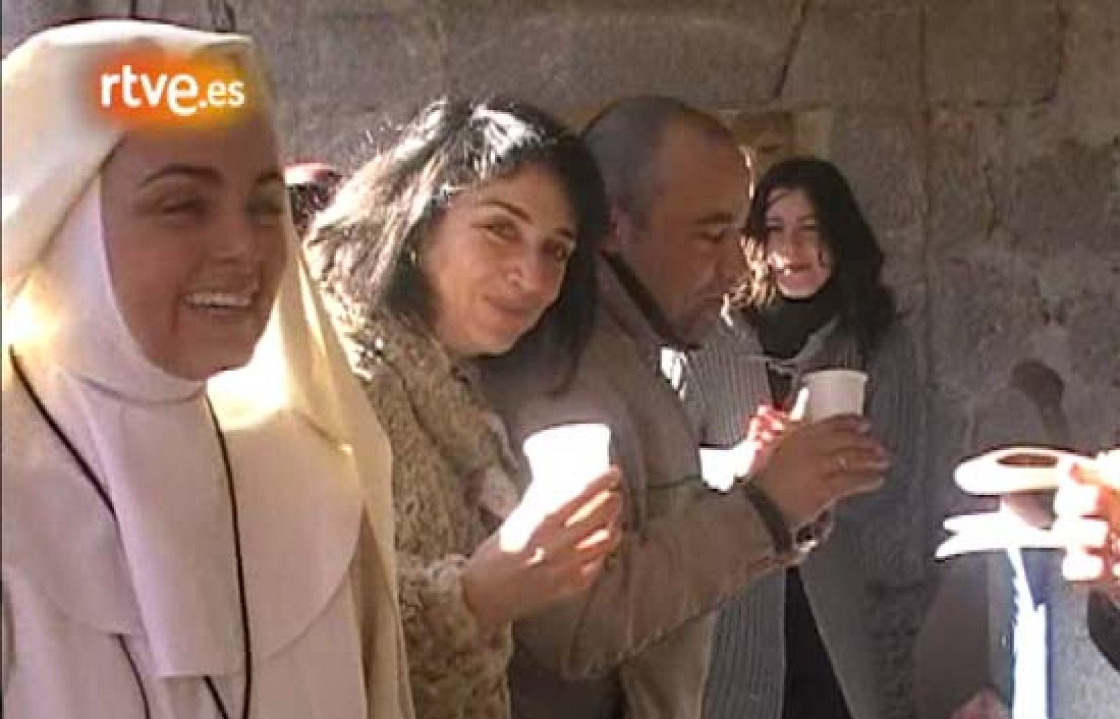 Regina, sor Lucía y el doctor Maldonado