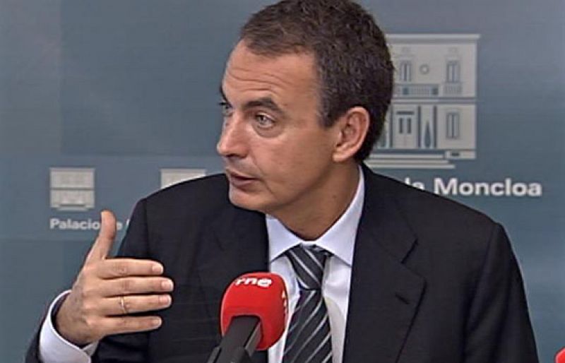 Zapatero habla sobre Kaká, RTVE, el caso Gürtel, el aborto o el G8  en la entrevista con RNE