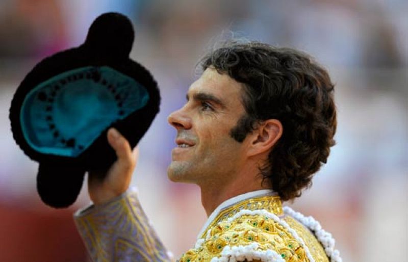 José Tomás corta cinco orejas en su encierro en la Monumental