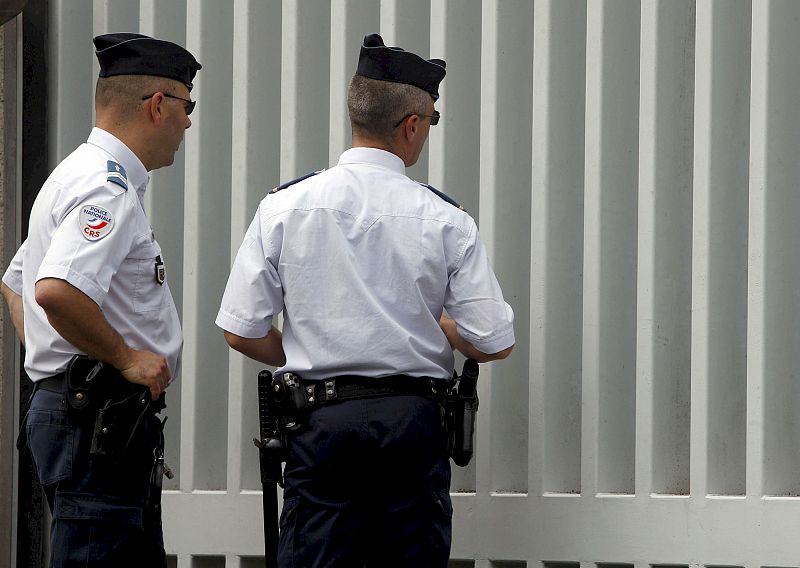 Los tres etarras detenidos en Francia han sido trasladados a París