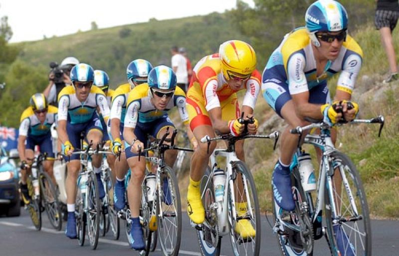 Astana gana y pone a Armstrong colíder