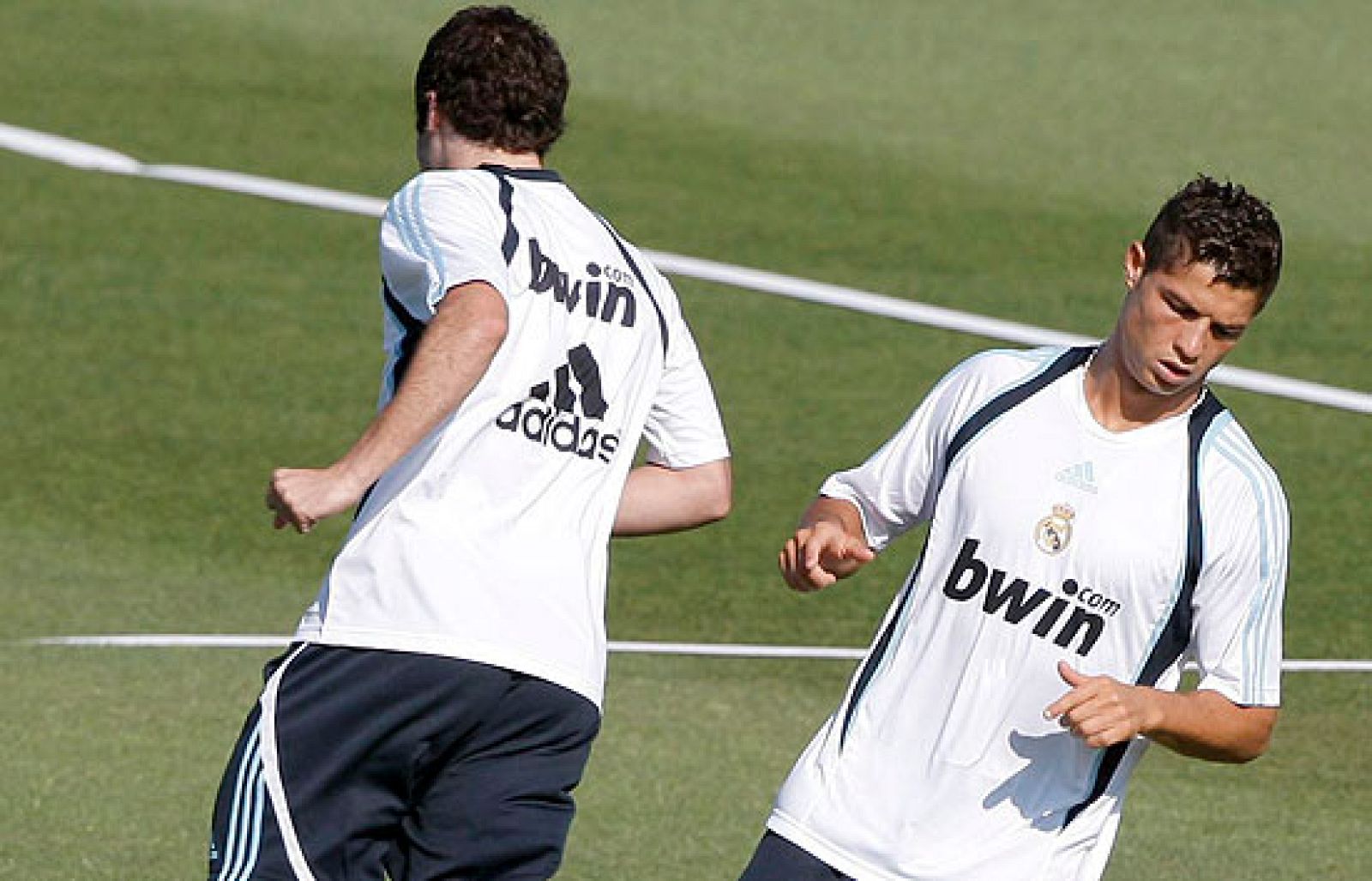 El nuevo Madrid de Florentino Pérez ha llevado a cabo su primer entrenamiento.