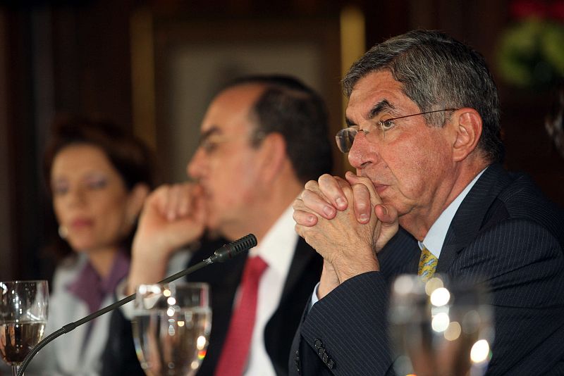 Concluye la "primera fase" de diálogo sin solución a la crisis en Honduras