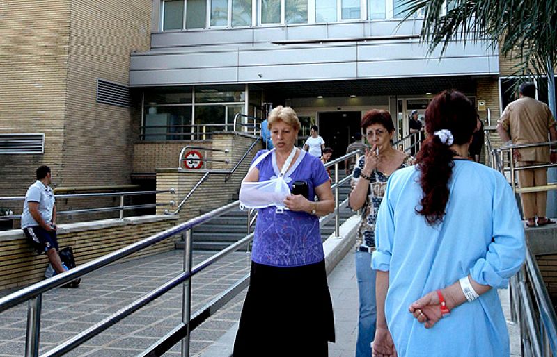 La mujer ingresada en el Hospital La Fe de Valencia por gripe A sigue con pronóstico muy grave