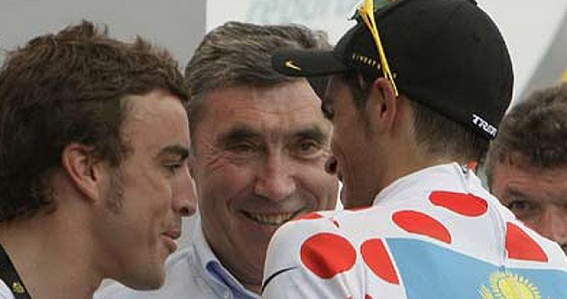 El entorno de Alonso niega que vaya a crear un equipo ciclista con Contador