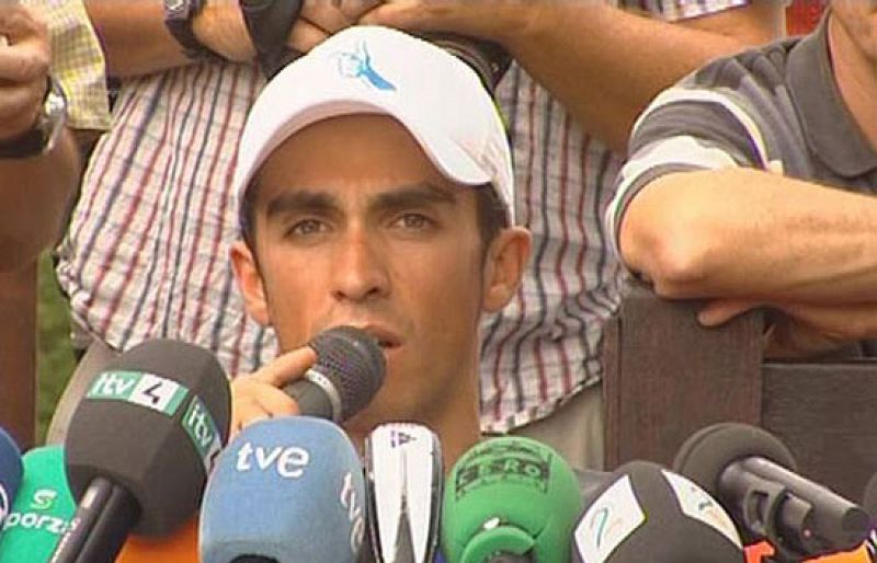 Contador: "Si fuera el líder del equipo no habría polémica"