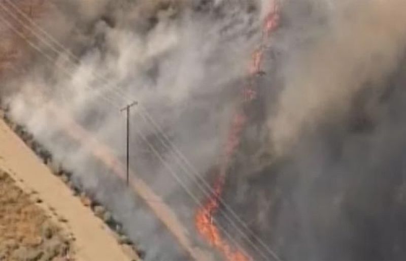 Grave incendio en California