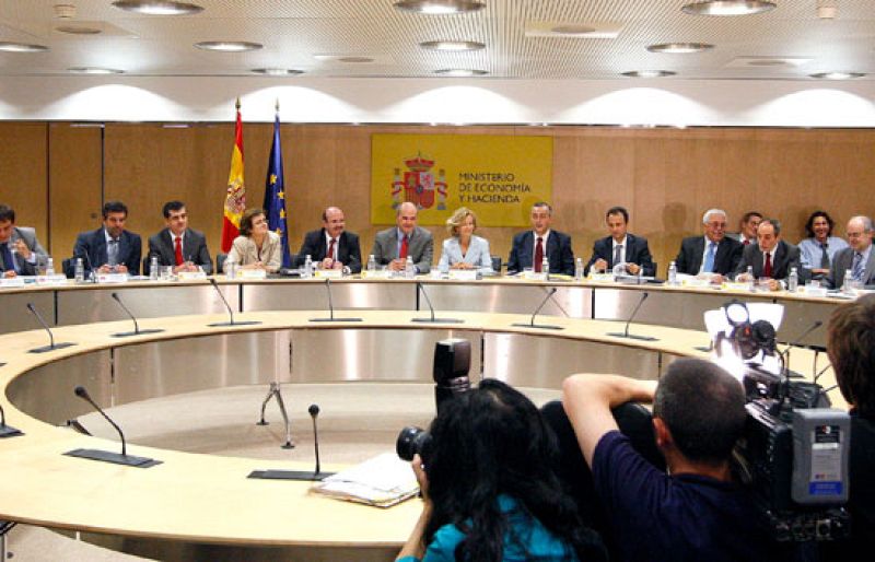 Luz verde al nuevo modelo de financiación autonómica con la abstención del PP