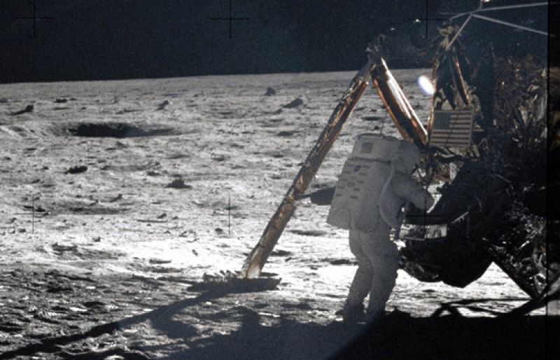 Revive el primer paseo por la Luna de Armstrong y Aldrin