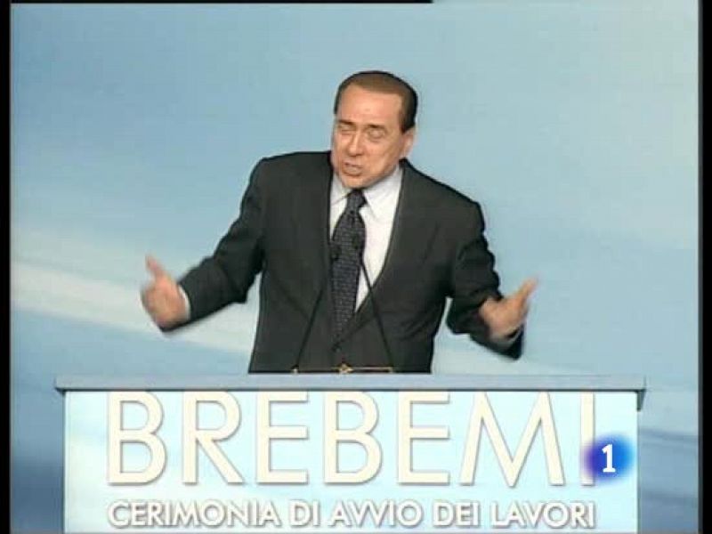 Berlusconi declara que "no es un santo" tras las grabaciones entre éste y una prostituta