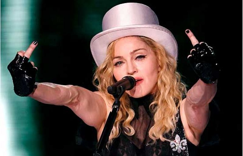 Una Madonna camaleónica sacia a sus fans en Madrid