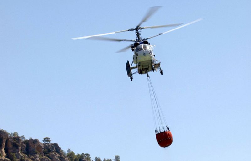 Varios incendios se mantienen activos en la Comunidad Valenciana y en La Mancha