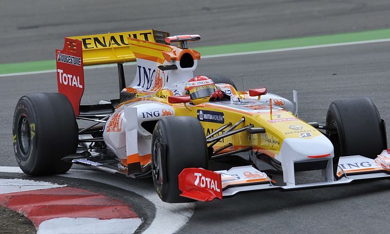 Alonso, noveno, y Alguersuari último en los primeros libres