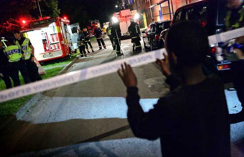 Una madre y sus cinco hijas mueren en un incendio en Estocolmo