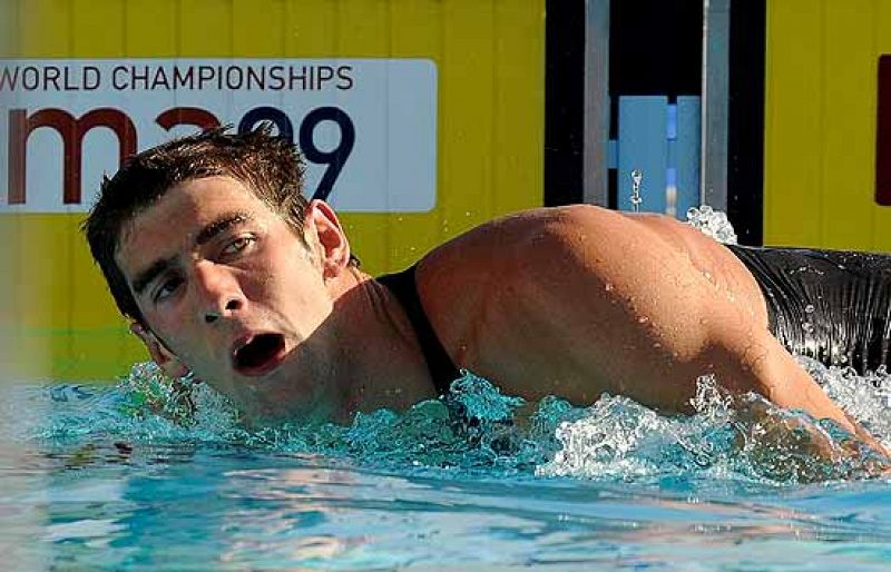 Biedermann barre a Phelps en los 200 metros