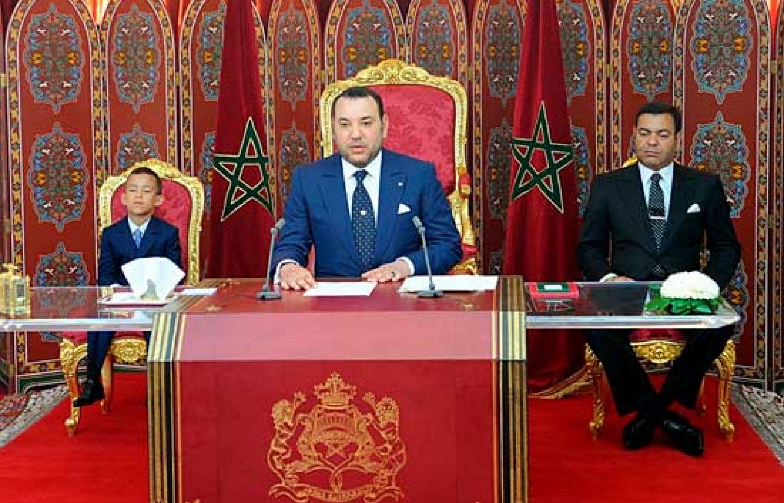 Mohamed VI anuncia un plan para dar más autonomía a las regiones incluída el Sahara Occidental | Ver