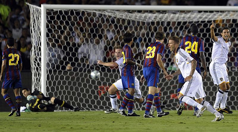 El Barça supera al Galaxy de Beckham con goles de los canteranos