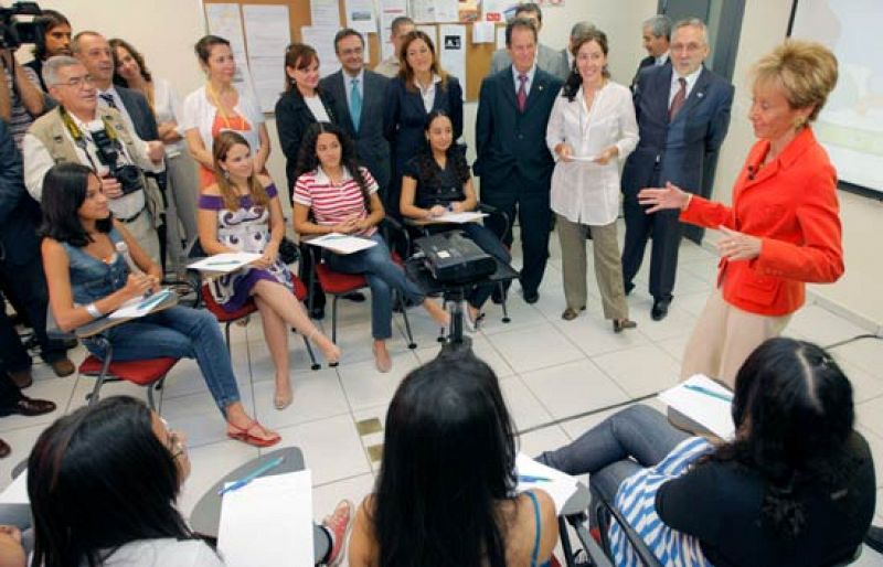 España y Brasil firman un acuerdo que permitirá que 41 millones de jóvenes brasileños estudien español