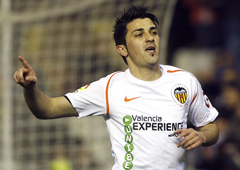 Villa: "Estoy contento por empezar a jugar con el Valencia"